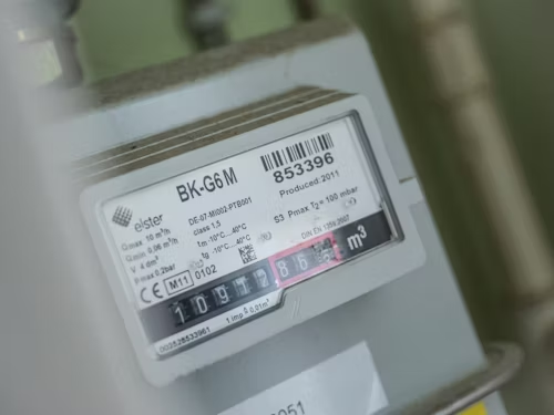 What if Tenant Does Not Pay Electricity Bill: Axis Meter Solutions' Expert Advice