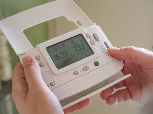 When Renting a House: Who Pays Utilities with Axis Meter Solutions
